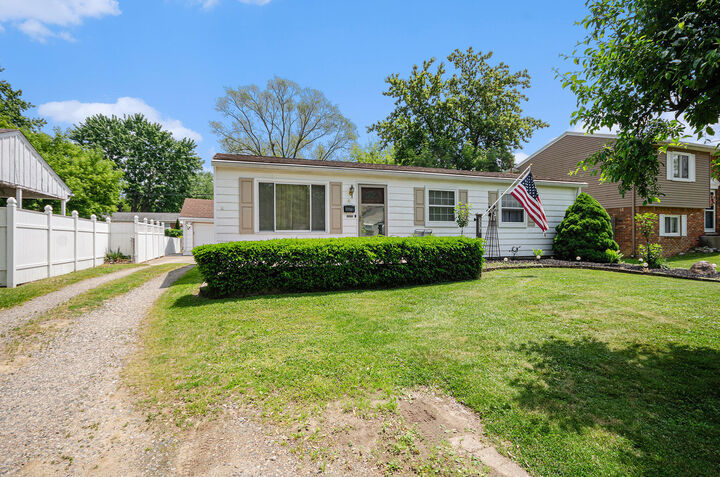 Property Photo: 5373 Leland Street MI 48116