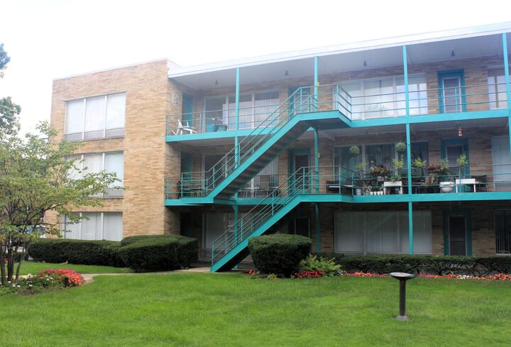 Property Photo:  210 N Kenilworth Avenue 14  IL 60302 