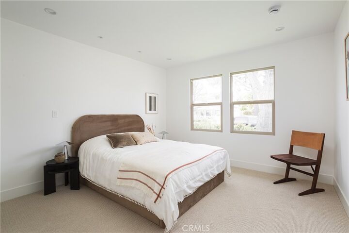 Property Photo:  212 E 19th Street  CA 92627 