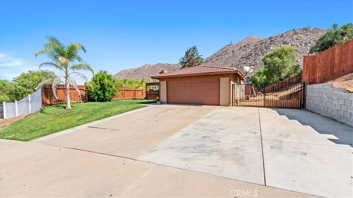 Property Photo:  21768 Winding Road  CA 92557 