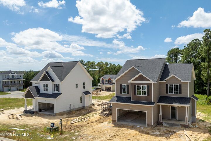Property Photo:  302 Broadleaf Drive  NC 28546 