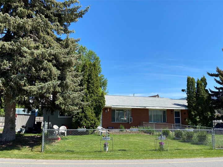 Property Photo: 1708 27th Avenue MT 59804
