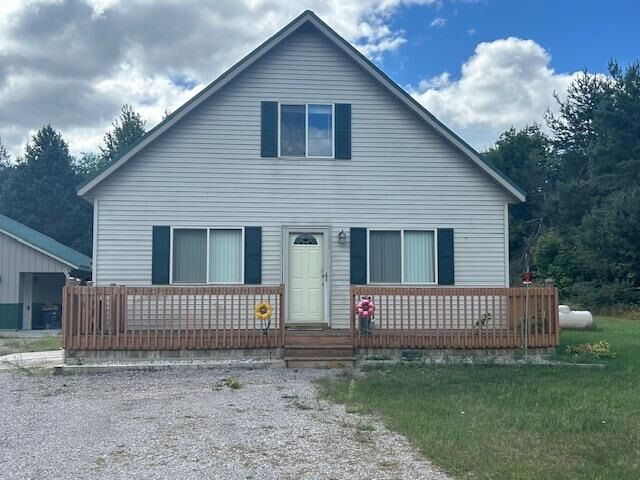 Property Photo: 26223 W H40 MI 49793