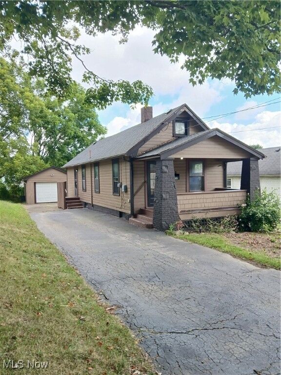 32 E Faith Street  Struthers OH 44471 photo