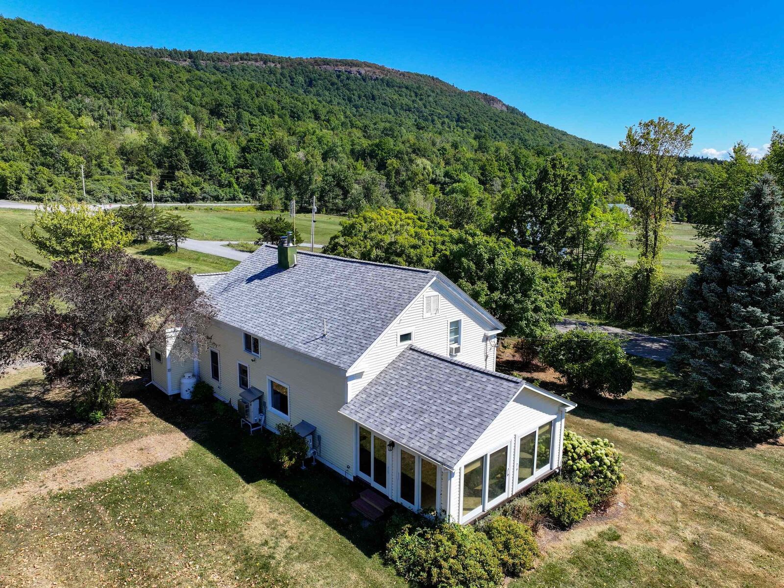 Property Photo:  465 Whitford Road  VT 05491 