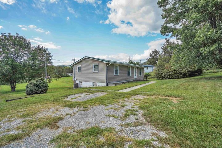 Property Photo: 2176 Curve Road VA 24134