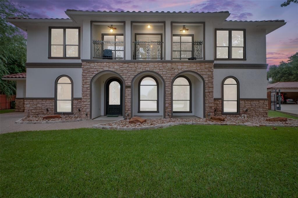 Property Photo: 5314 Meritage Lane TX 76051