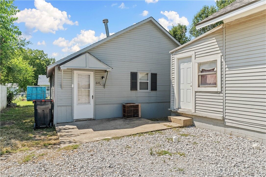 Property Photo: 614 David Street AR 72764