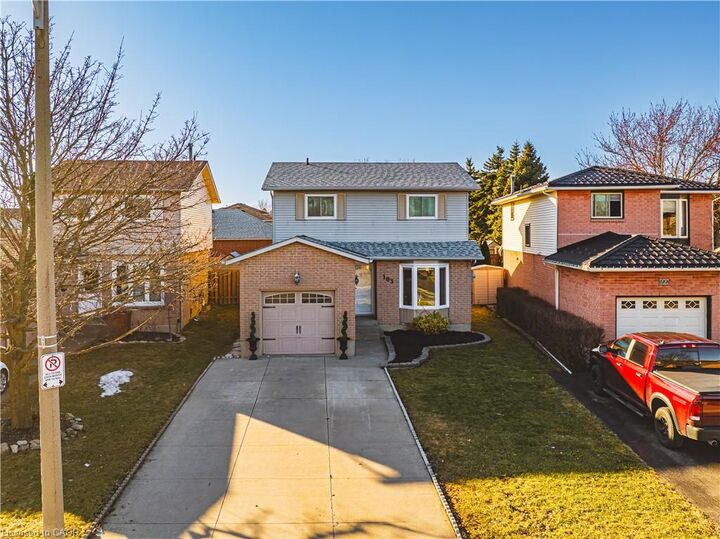 Photo de la propriété:  103 Broughton Avenue  ON L8W 3S7 