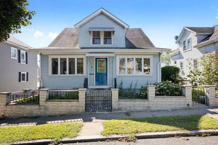Property Photo:  6 Englewood Rd  MA 01960 