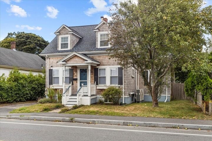 Property Photo: 321 Winter St MA 02601