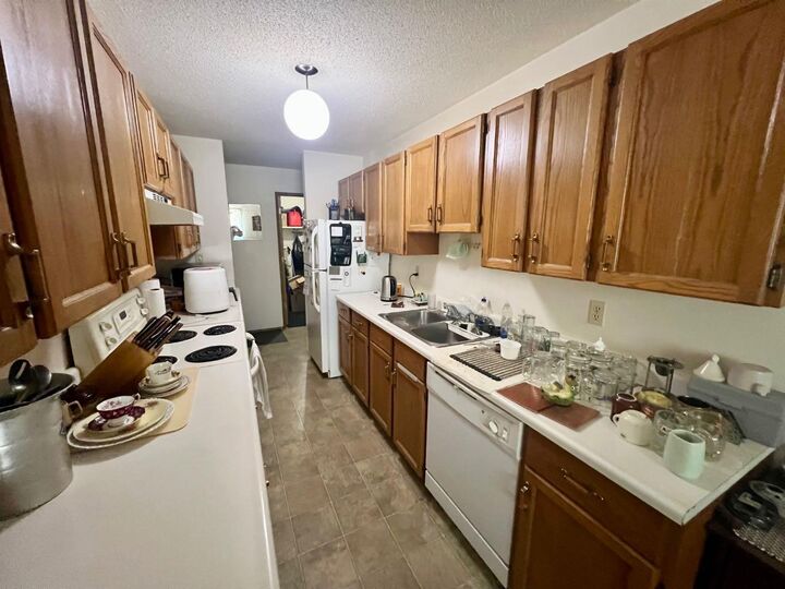 Property Photo: 5502 58A Street 204 AB T4N 2N3