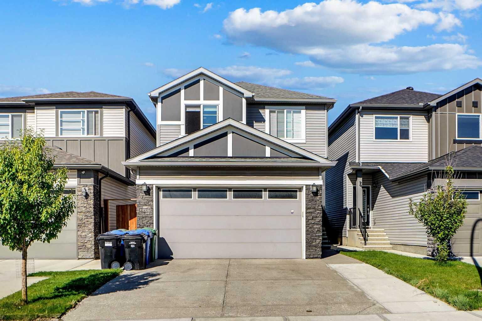 Property Photo:  99 Savanna Way NE  AB T3J 0Y6 