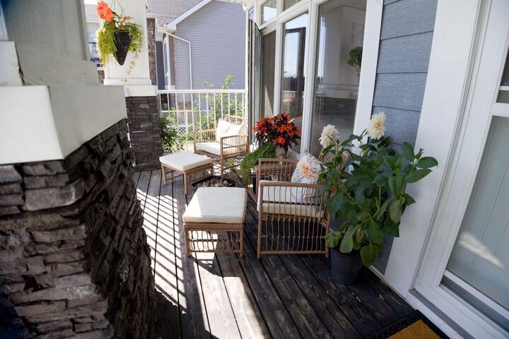 Property Photo: 7102 Cobb Street AB T4L 1Z3