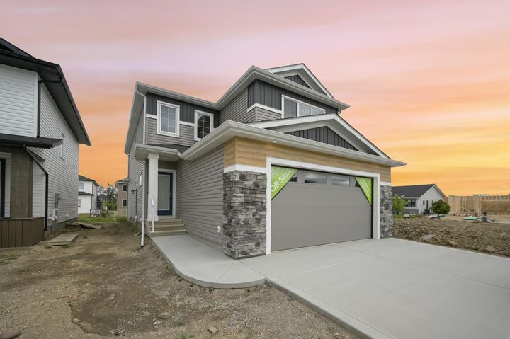 45 Emmett Crescent  Red Deer AB T4P 3G8 photo