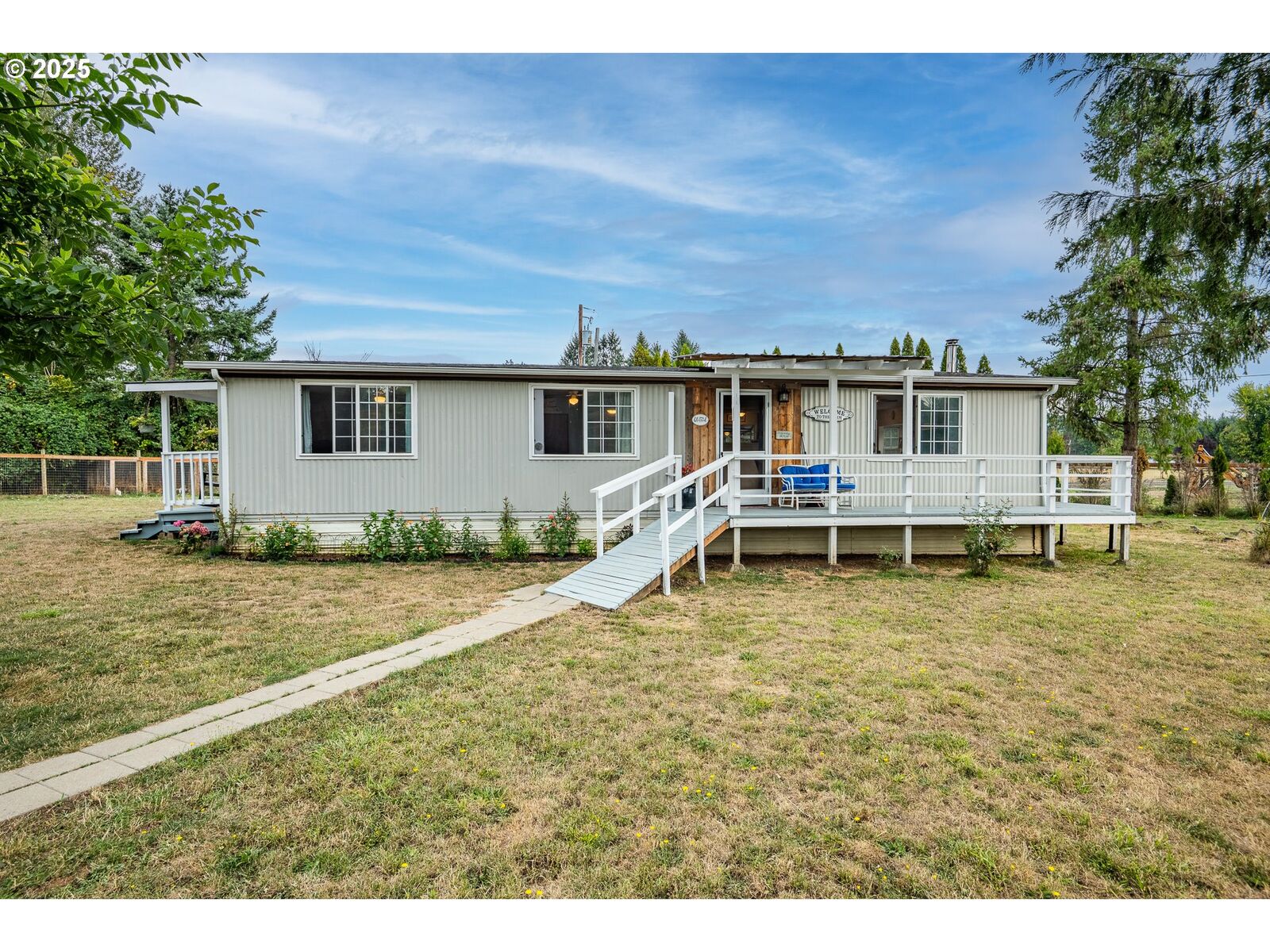 Property Photo:  90948 Sunderman Rd  OR 97478 