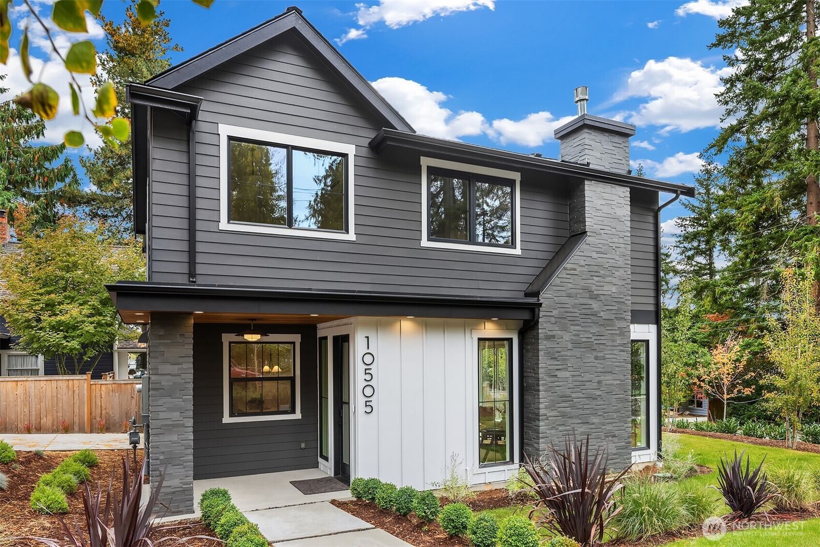 Property Photo:  10505 NE 112th Street  WA 98033 