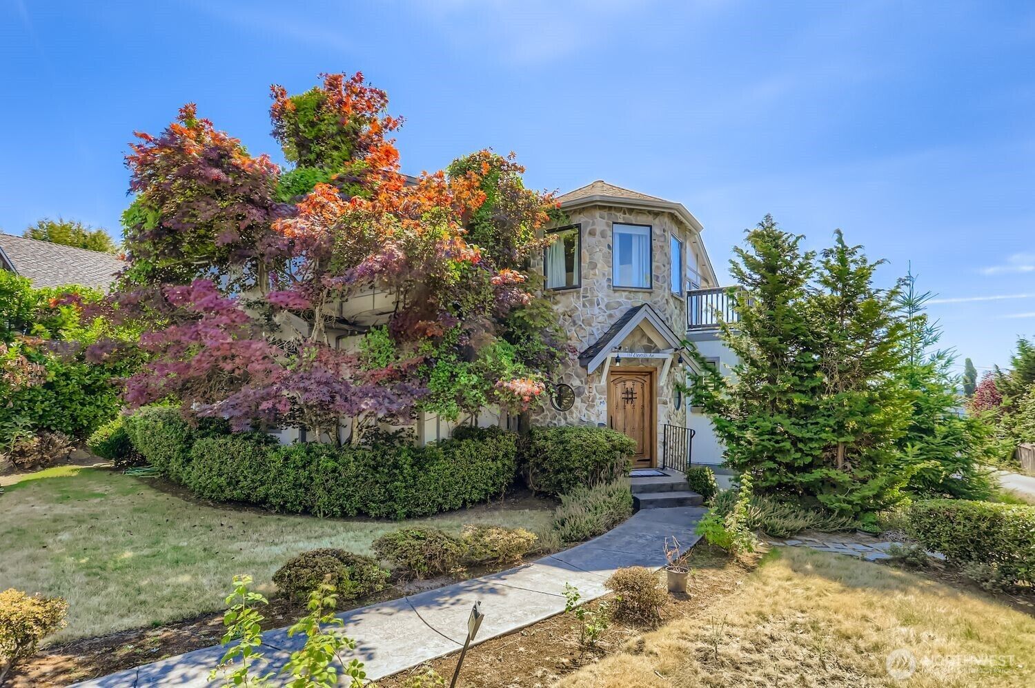 Property Photo: 117 11th Avenue WA 98033