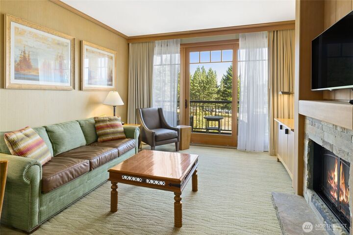 Property Photo:  3600  Suncadia Trail 3060  WA 98922 