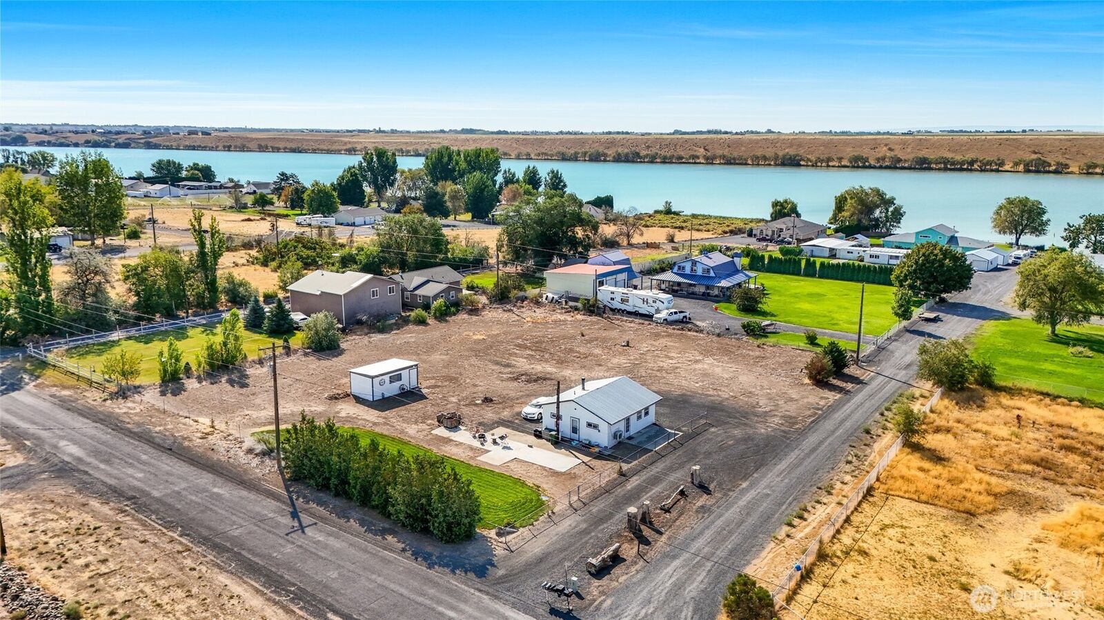 Property Photo: 4159 NE Rd 6.5 WA 98837
