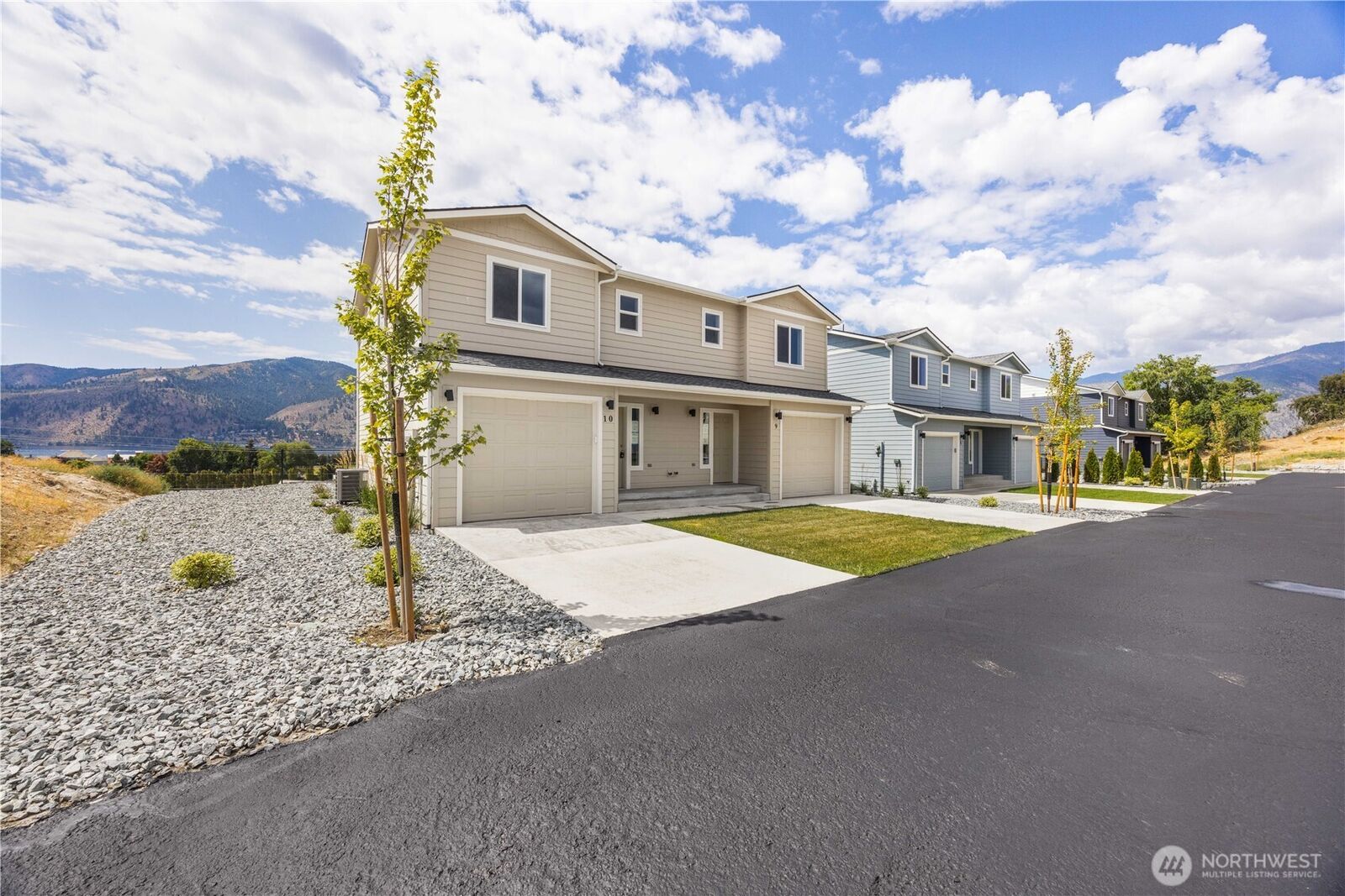 Property Photo: 51 Phoebe Lane 10 WA 98831