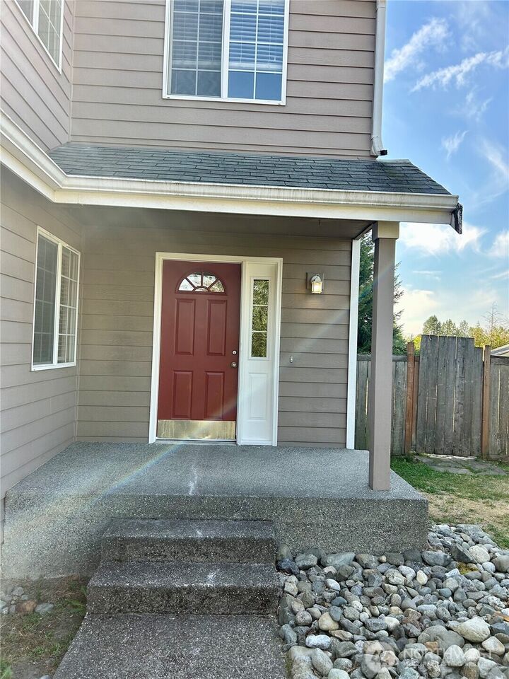 Property Photo:  7508  86th Street NE  WA 98270 
