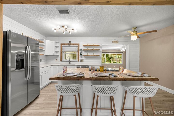 Property Photo: 2021 NW 13th Avenue FL 34428