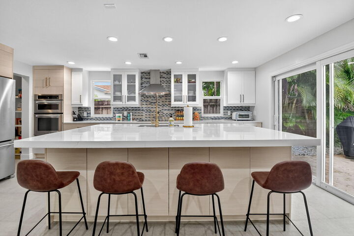 3957 NW 7th Court  Delray Beach FL 33445 photo