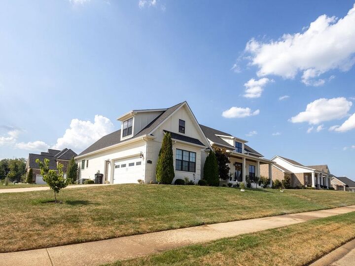 Property Photo: 8691 Drakes Boulevard KY 42122