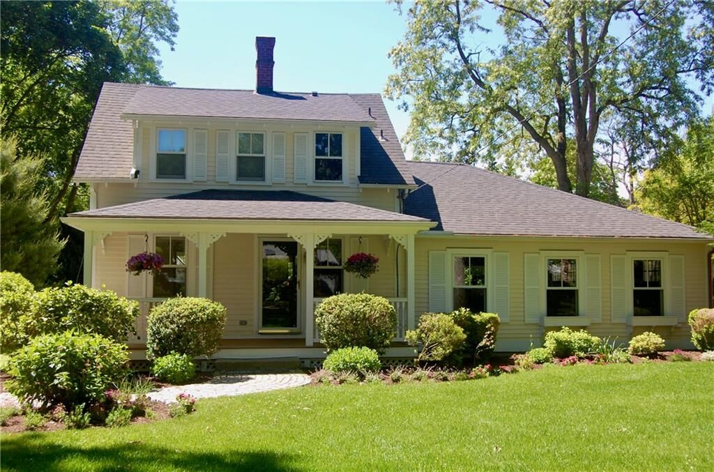 Property Photo: 38 Adelaide Avenue RI 02806