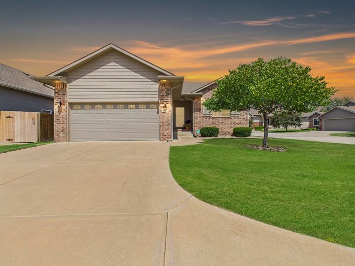 406 S Nineiron Ct  Wichita KS 67235 photo