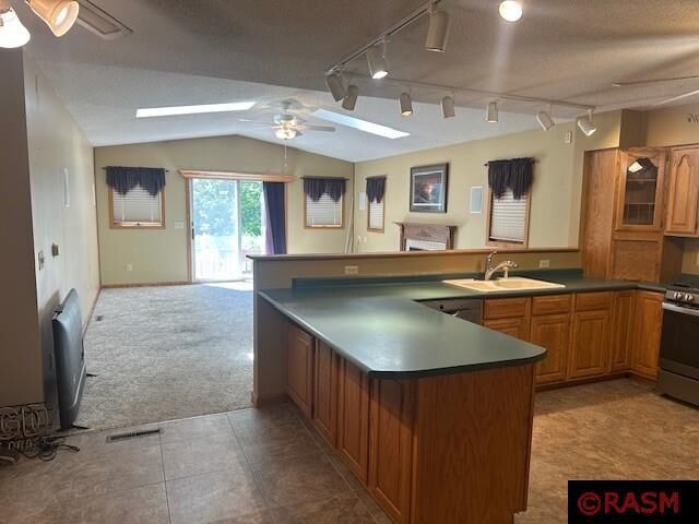 Property Photo:  712 Austin Drive  MN 56082 