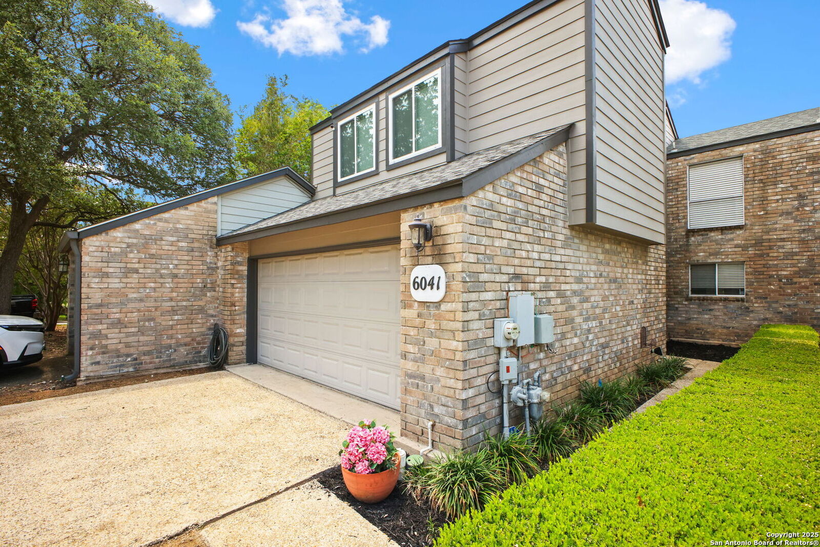 Property Photo: 6041 Glen Heather TX 78240