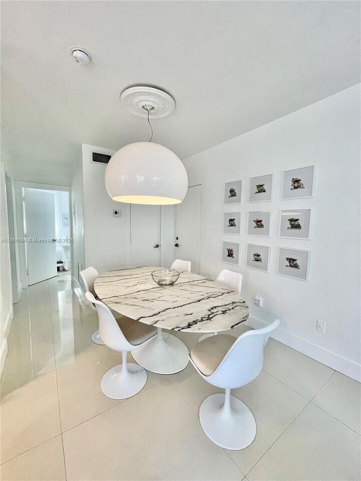 Property Photo: 1604 Drexel Ave 209 FL 33139
