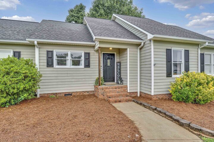 Property Photo: 117 Captain Tom Court SC 29306