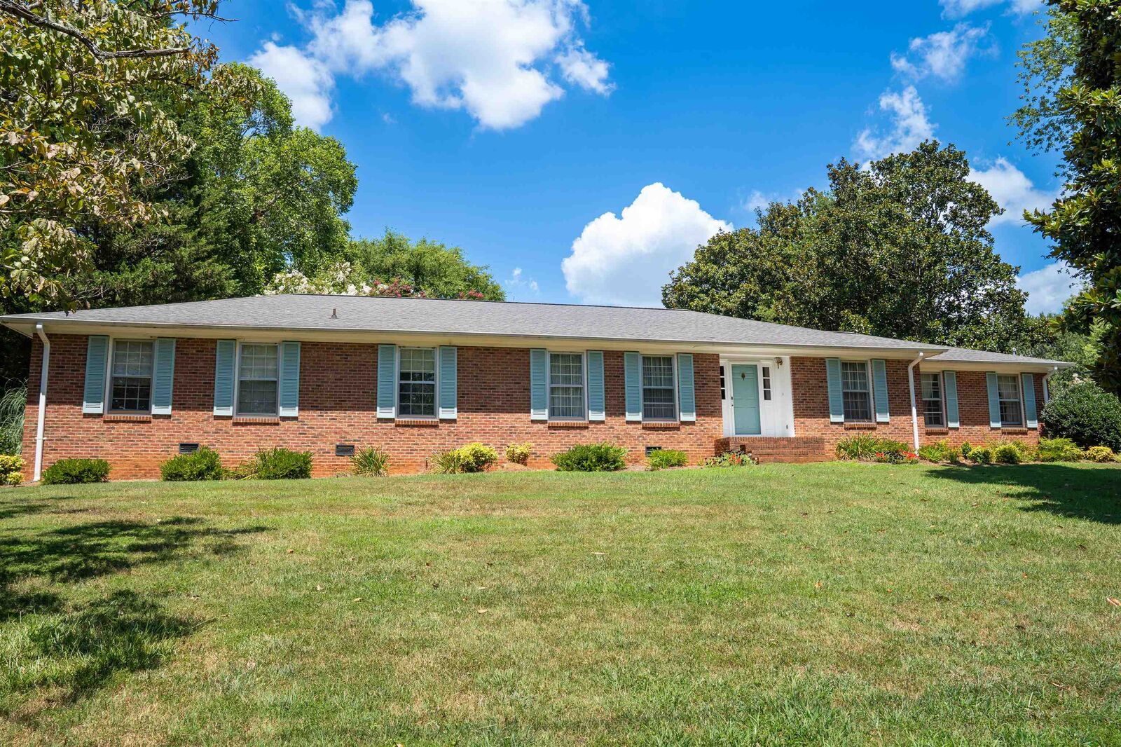 Property Photo: 459 Ransdell Drive SC 29307