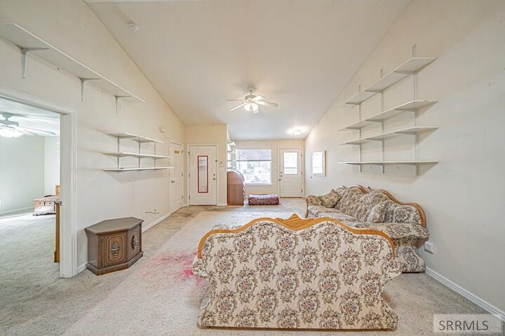 Property Photo: 3107 E 1st Street ID 83401