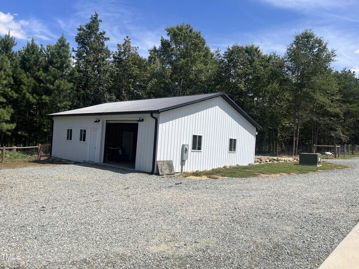 Property Photo: 2231 Cullen Road NC 27249