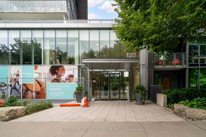 Property Photo:  120 Bayview Avenue N417  ON M5A 0G4 