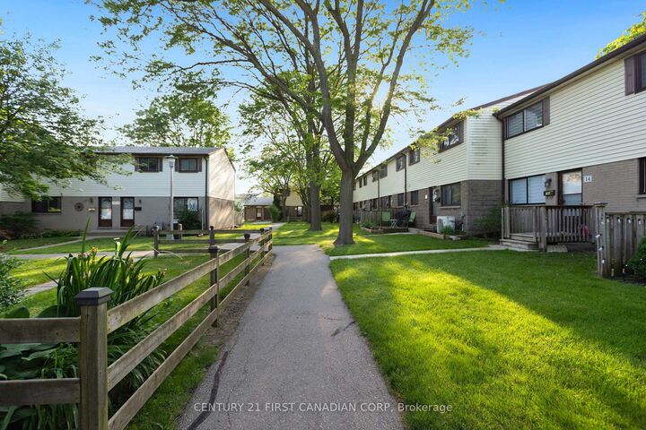 Property Photo:  825 Dundalk Drive N 14  ON N6C 3V6 