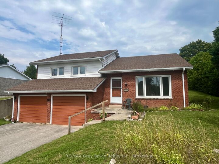 82 Brook Street W  Arran-Elderslie ON N0H 2N0 photo