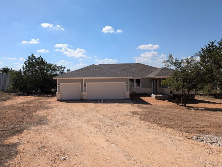 Property Photo: 150 Mockingbird Lane TX 78633