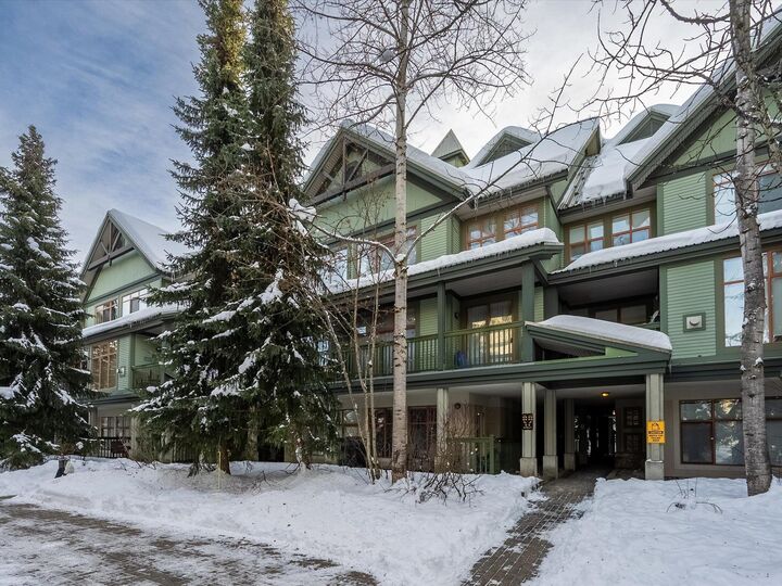 Property Photo: 4355 Northlands Boulevard 30 (50) BC V8E 1C3