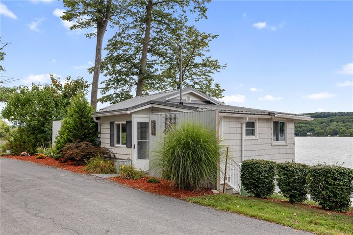 Property Photo: 538 E Lake Road NY 14527