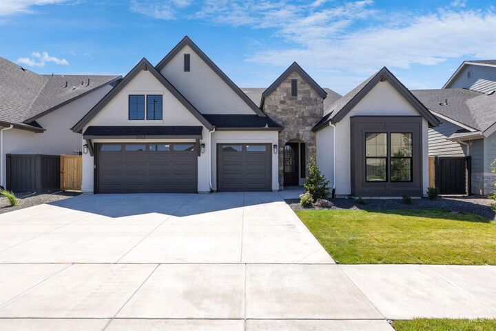Property Photo:  2513 E Wickham Dr  ID 83642 