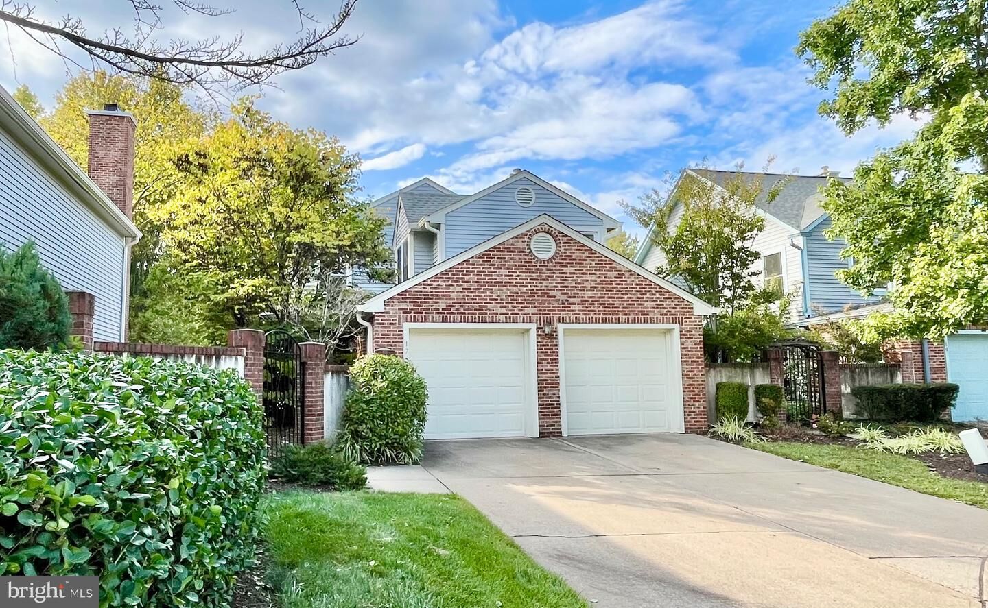 Property Photo: 17 Stonebridge Lane NJ 08540