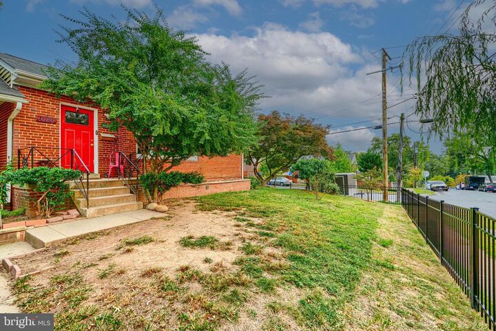 Property Photo:  6716 Stockton Lane  MD 20784 