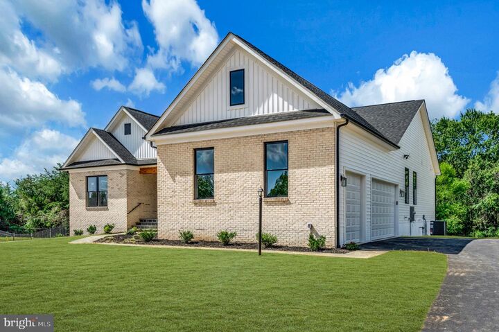 Property Photo:  2507 Running Brook Ct  VA 22554 