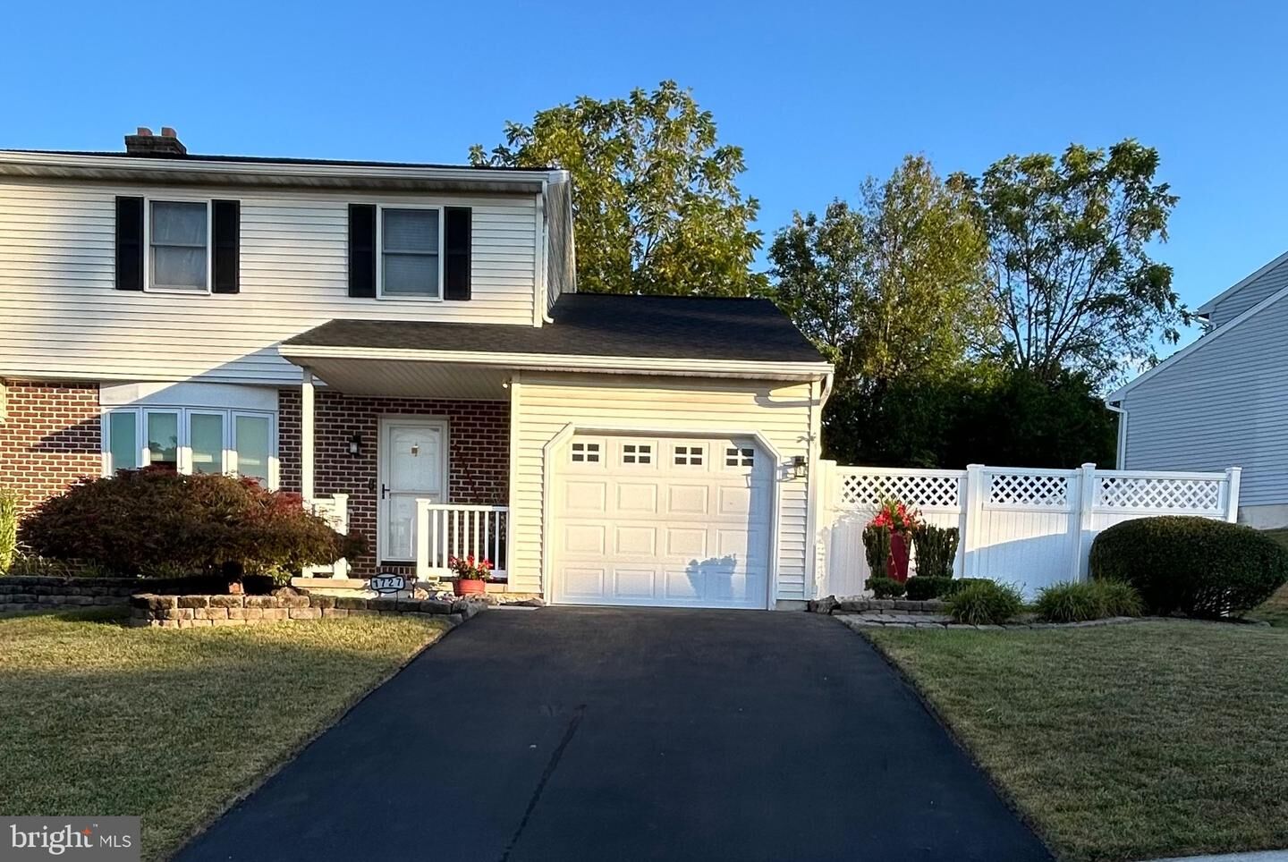 Property Photo:  1727 Acorn Drive  PA 19608