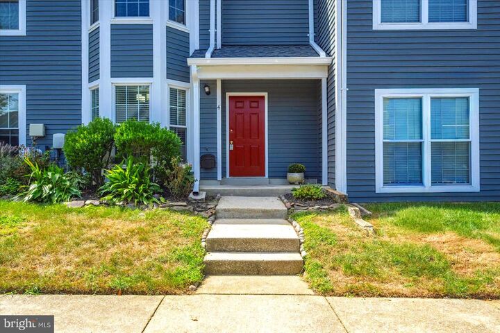 Property Photo: 4 Mizzen Court MD 21403